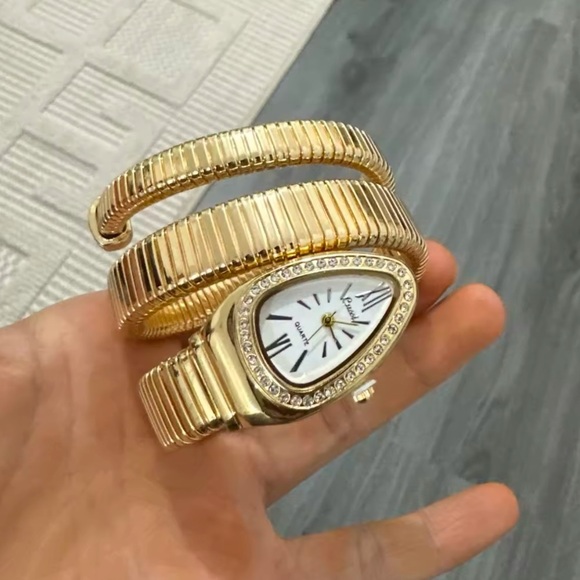 Serpenti Elegant Gold Wrap Women's Watch